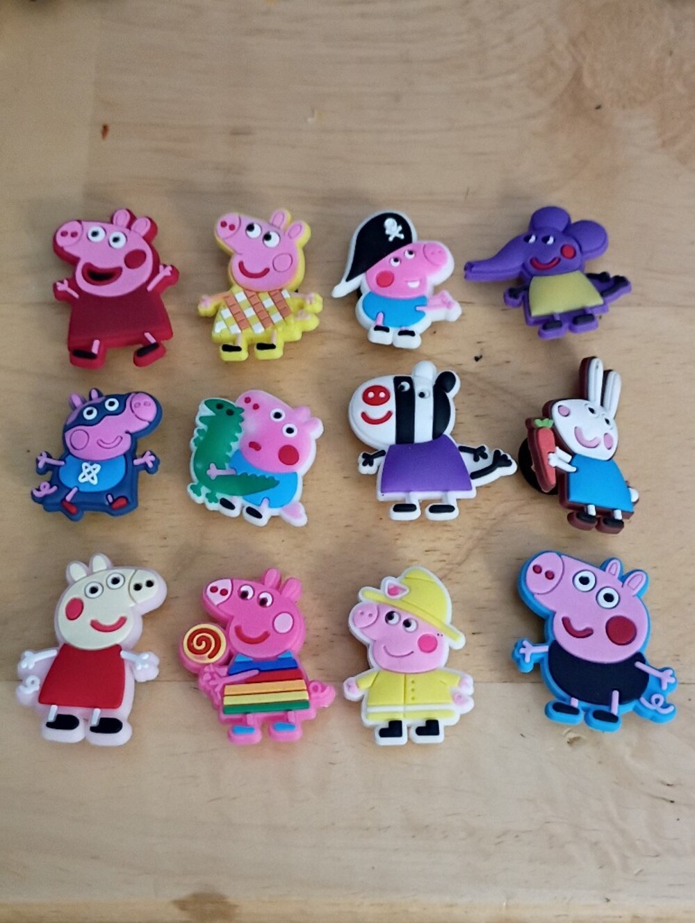 Jibbitz Croc Shoe Charms SET - Peppa Pig2 - New Shoe Charms Qty 12